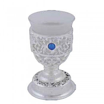 ΑΚΟΙΜΗΤΗ ΚΑΝΤΗΛΑ ΕΠΙΝΙΚΕΛΩΜΕΝΗ ΣΚΑΛΙΣΤΗ ΠΕΤΡΑ